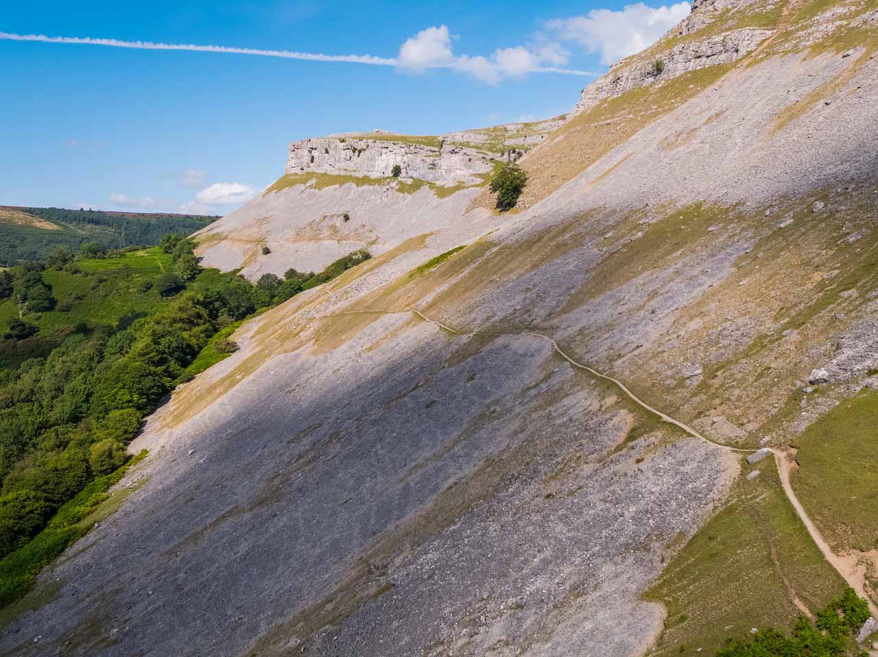 Tirwedd Cenedlaethol Bryniau Clwyd a Dyffryn Dyfrdwy